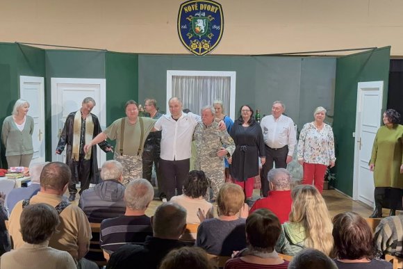 Trampoty s láskou - hlavní náhled