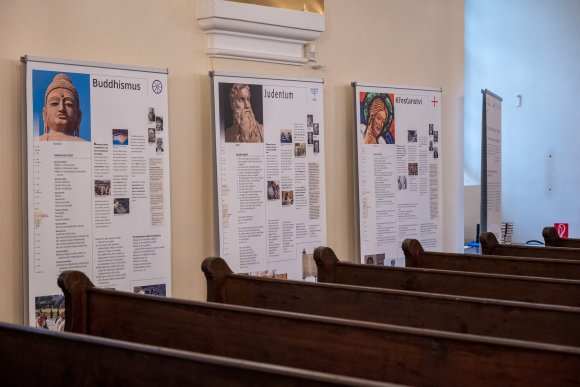 Světový étos - výstava - hlavní náhled