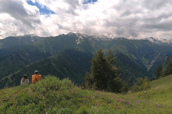 Večer s hostem: Kavkaz s dětmi - hlavní náhled