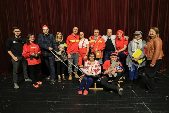 Líbáš jako Bůh - hlavní náhled