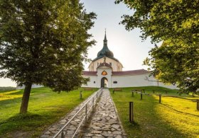 Santiniho stezka láká na architektonické skvosty
