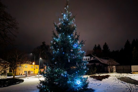 Adventni koncert sboru Svatopluk a rozsvícení stromečku - hlavní náhled