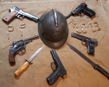 Výstava Naše dějiny v uniformách 20. století