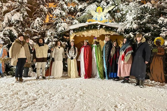 Živý betlém a otevření betlému ve Svratce - hlavní náhled