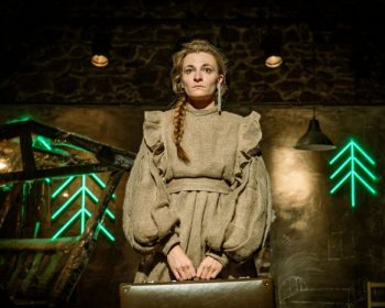 Antieva, divadlo Husa na provázku