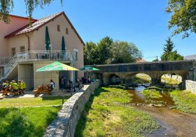Restaurace u Špačků