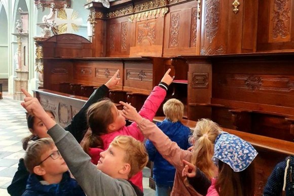 Příběhy na stěnách baziliky - hlavní náhled