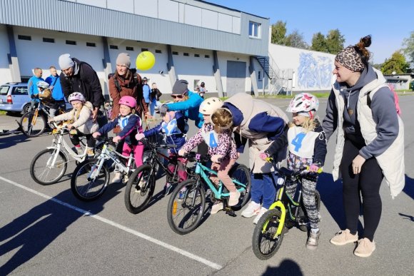 Dětské cyklistické závody - hlavní náhled