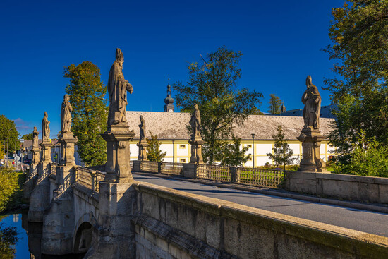 2castsantinihostezky foto 02