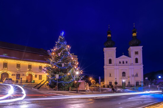 kamzavanocnimisvetylky25 6