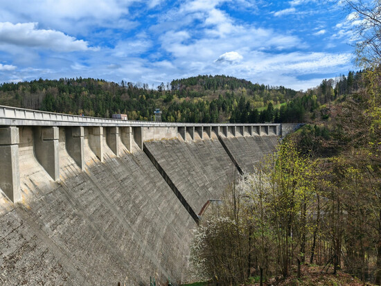 proc navstivit vir 14