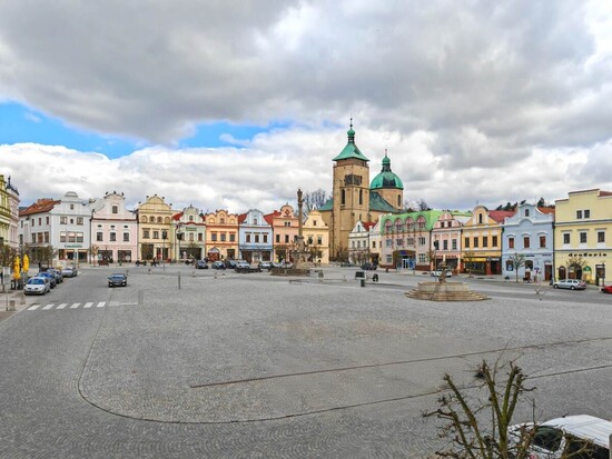 santinihostezka 3cast 01