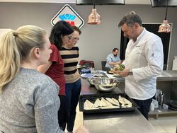 Vařit jako šéfkuchař? Nové kurzy ve žďárském AGR Gastro lákají nadšence i odborníky